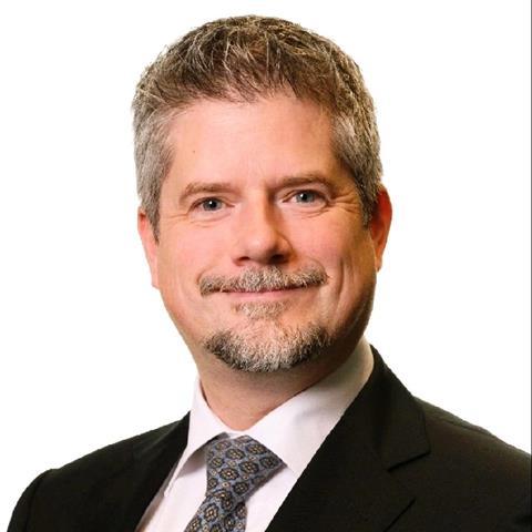 Tim Mackenzie headshot