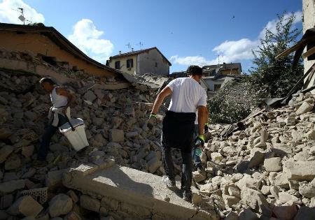 italy quake 450